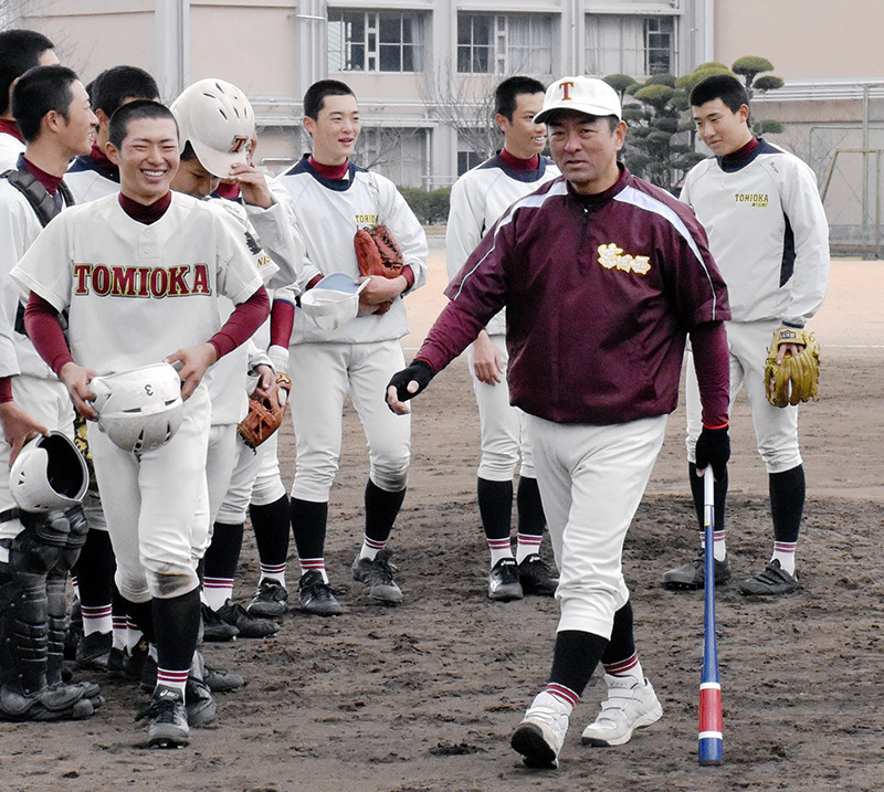 小川浩監督 富岡西 経歴や指導方針は テストで赤点はベンチ入りできない A Good Time